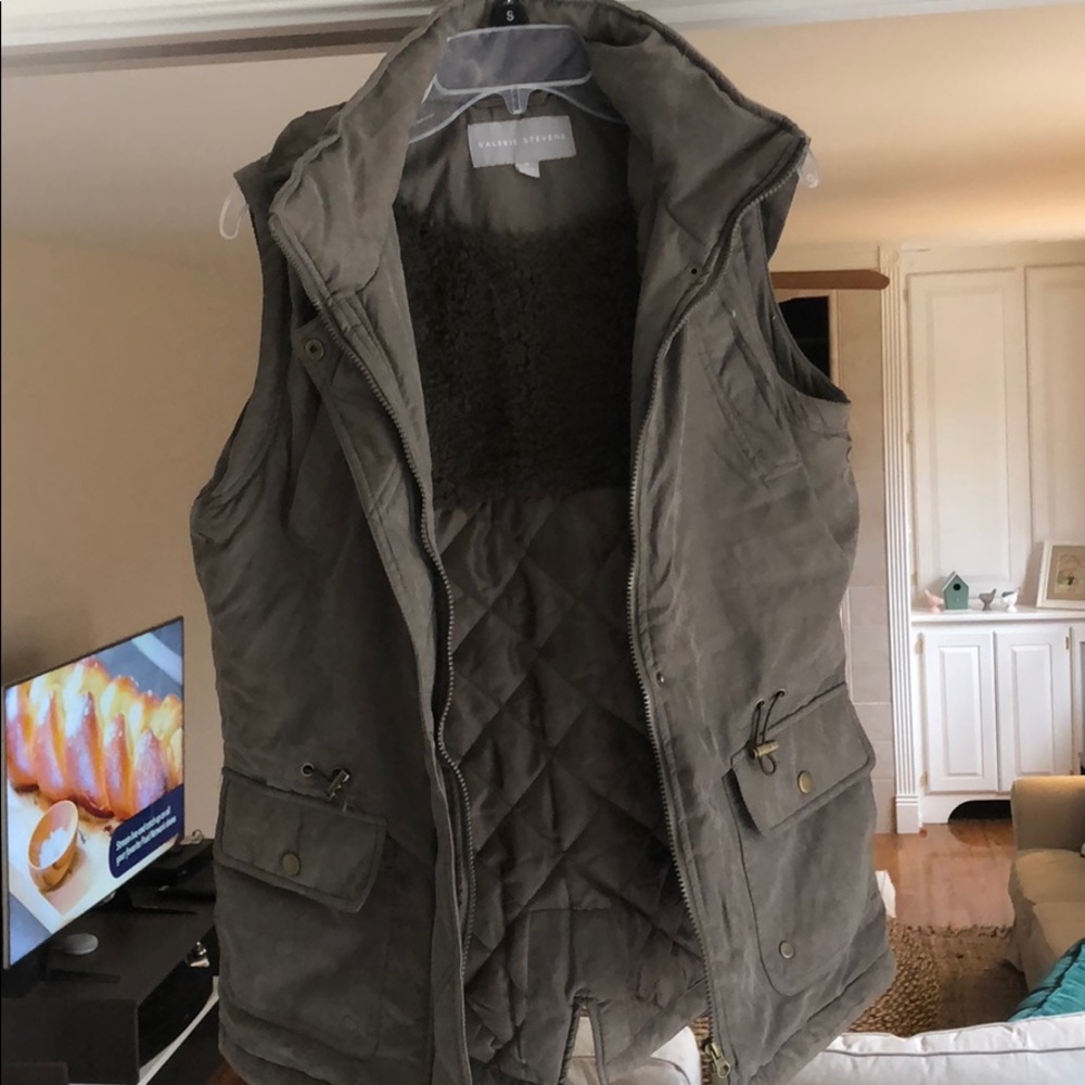 COPY - Valerie Stevens vest w hood